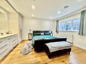 Photo 6- click for photo gallery